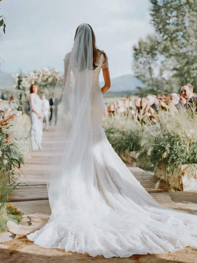 Unicra Bride Wedding Veil 1 Tier Long Bridal Cathedral Tulle Hair Accessories with Comb Wedding Veil Comb for Brides (59" W-118 L, Ivory) - Image 2